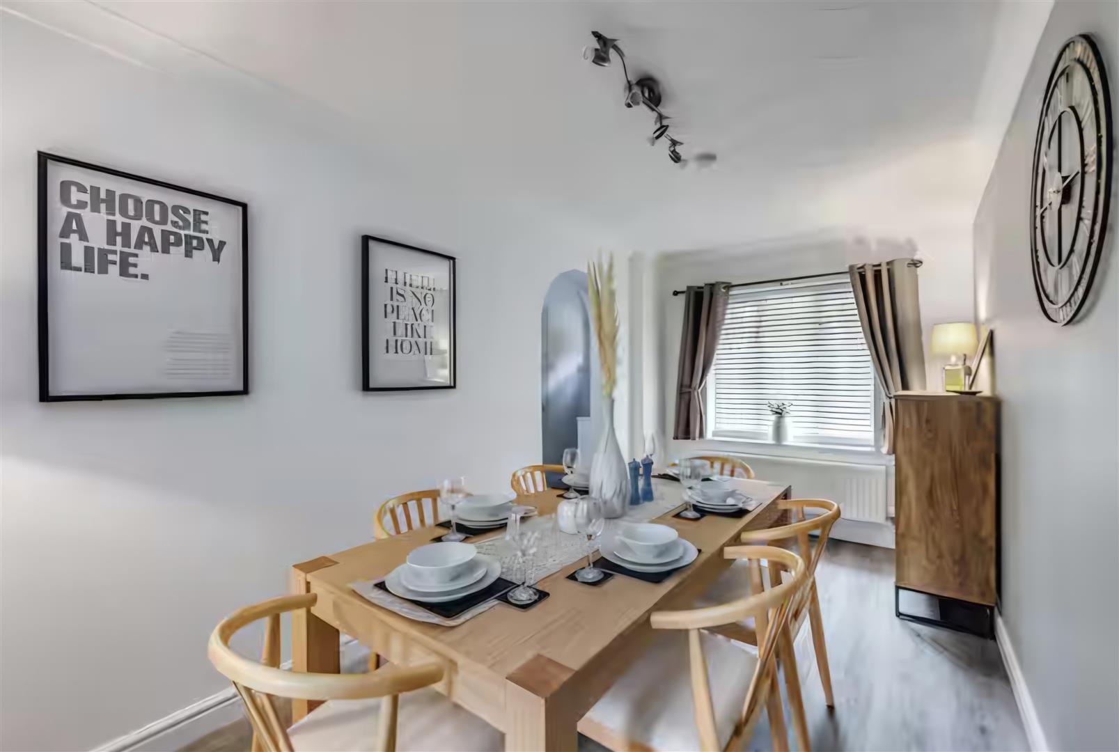 Bickleigh Crescent, Furzton, Milton Keynes